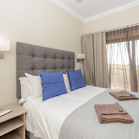 Cayley Mountain Resort Champagne Valley Luaran gambar